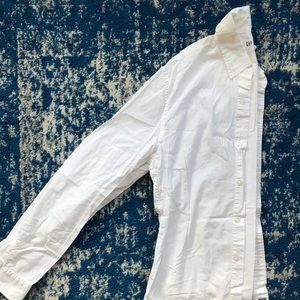 Going out of Sale-Sale!!!!  
White Gap Button Up 90s Style